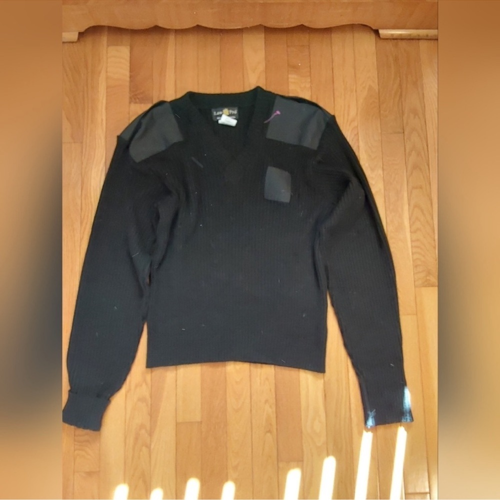 Law Pro Commando V neck version Sweater XL Excellent condition